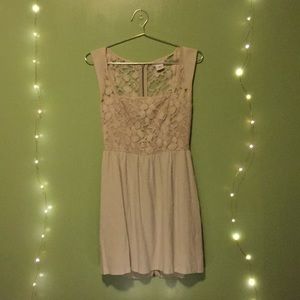 lace dress